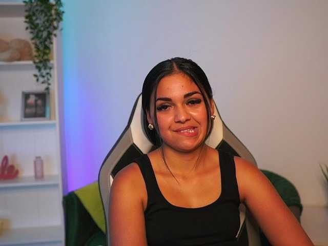 NissaKate live webcam show