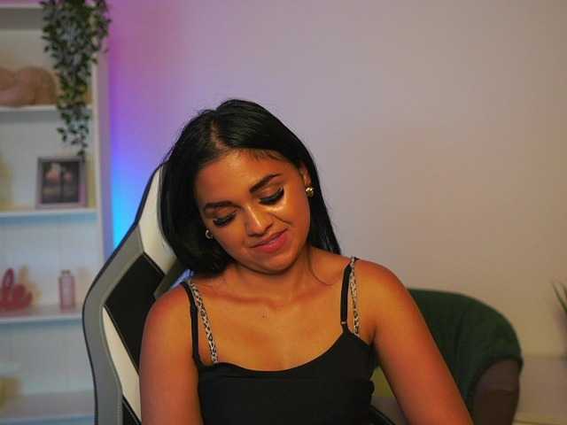 NissaKate live webcam show