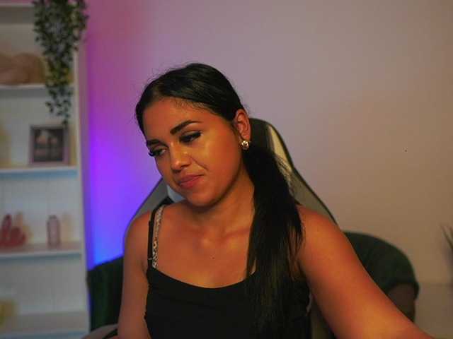NissaKate live webcam show