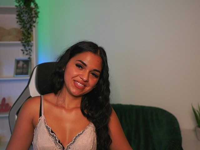 NissaKate live webcam show