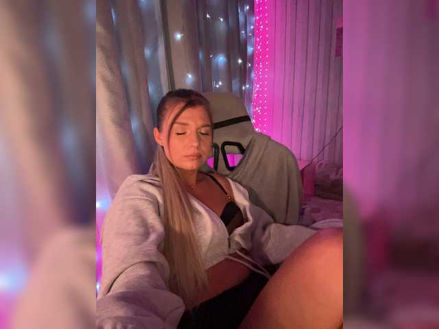 KotiMrrr live cam on BongaCams