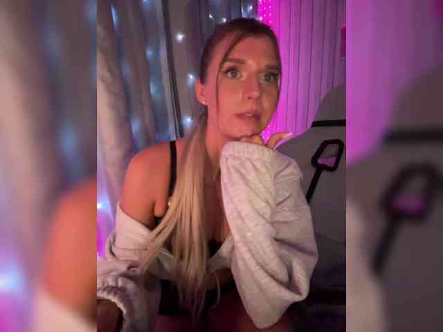 KotiKillerFeaturrrrre webcam
