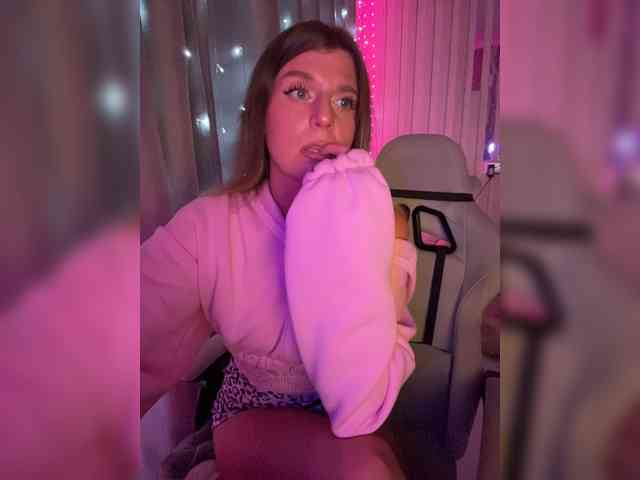 KotiMrrr Live Webcam on BongaCams