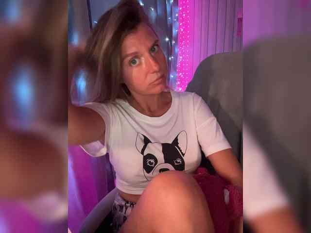 KotiKillerFeaturrrrre webcam