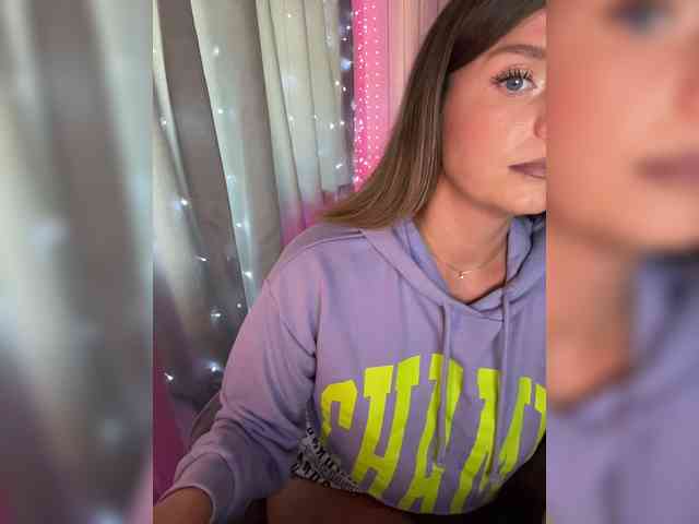 KotiKillerFeaturrrrre webcam