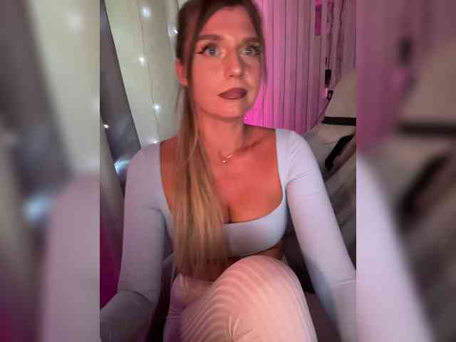 KotiKillerFeaturrrrre webcam