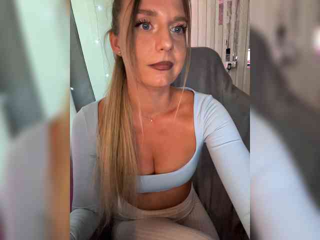 KotiKillerFeaturrrrre webcam