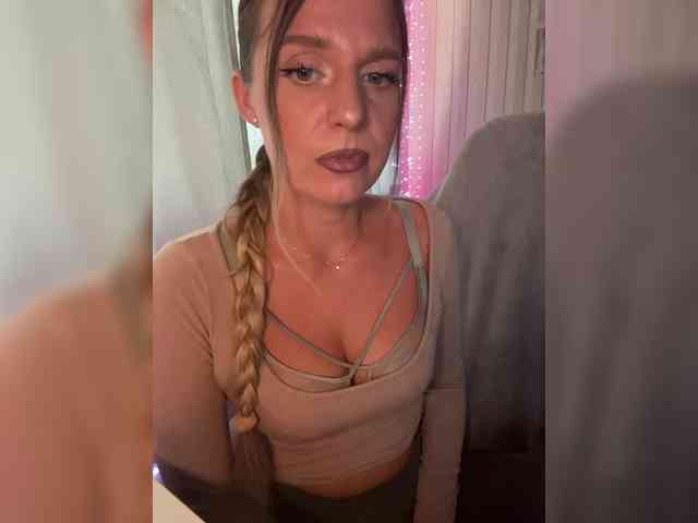 KotiMrrr Live Webcam on BongaCams