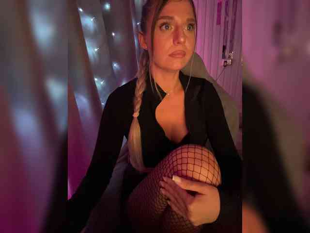 KotiKillerFeaturrrrre webcam