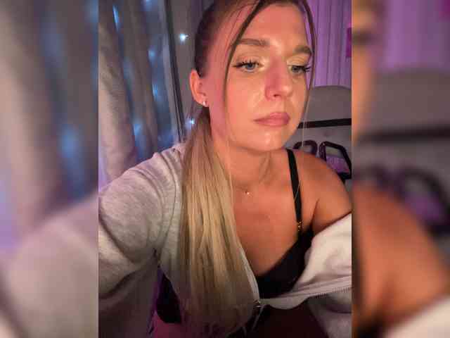 KotiKillerFeaturrrrre webcam