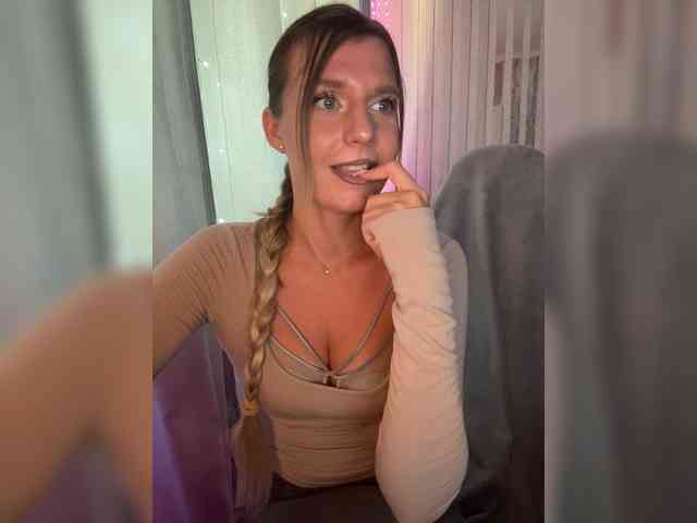 KotiKillerFeaturrrrre webcam