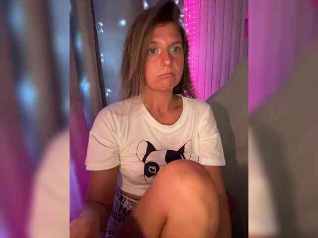 KotiKillerFeaturrrrre webcam