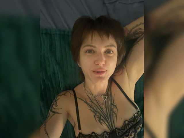 Killerofbeauty, live now on BongaCams