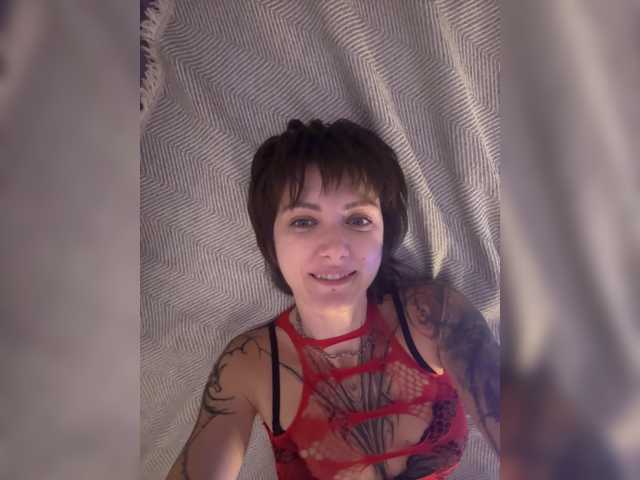Killerofbeauty, live now on BongaCams