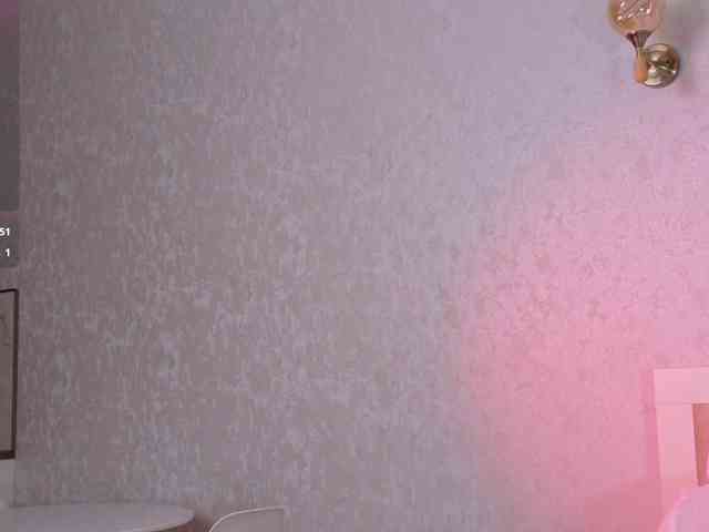 icebabydoll live female cam on bongacams