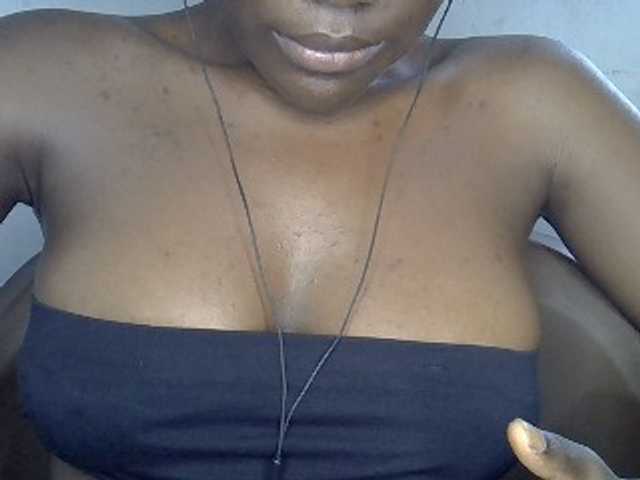 Beachxgirl live cam on BongaCams