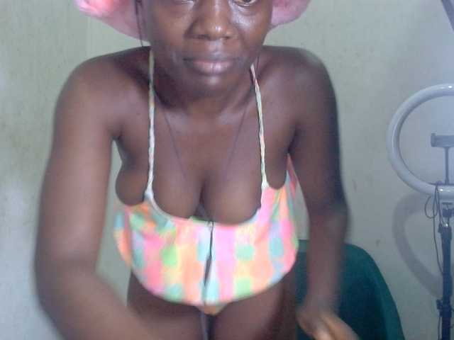 Beachxgirl live cam on BongaCams