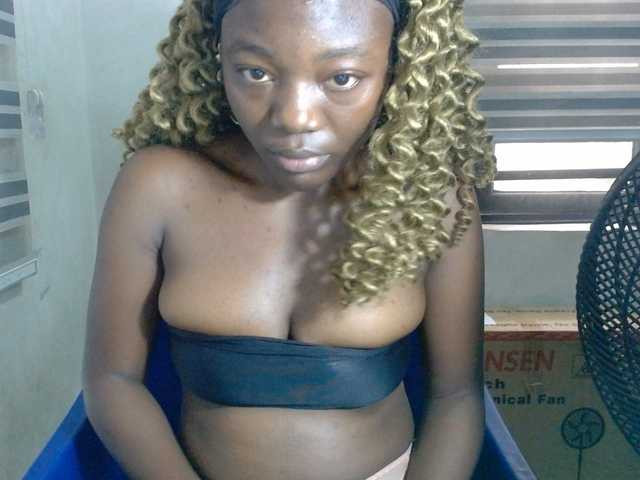 Beachxgirl live cam on BongaCams
