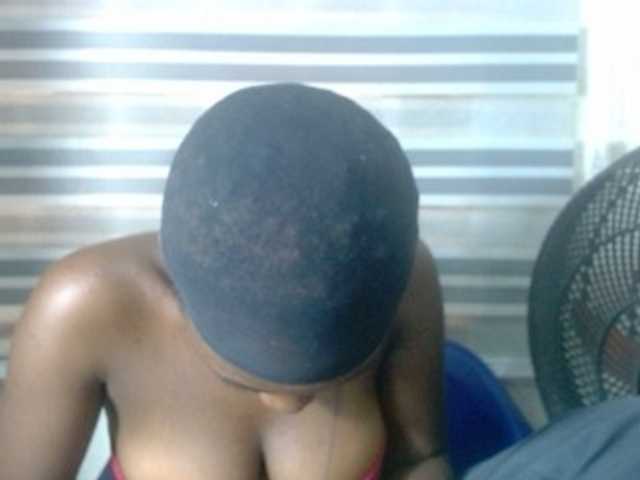 Beachxgirl live cam on BongaCams