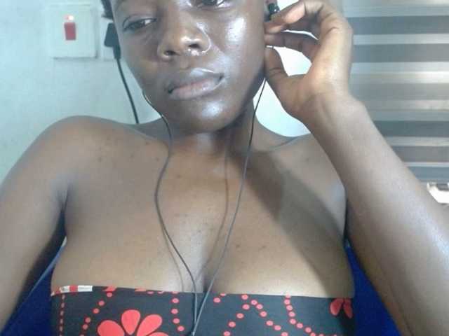 Beachxgirl live cam on BongaCams