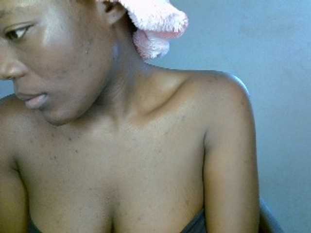 Beachxgirl live cam on BongaCams