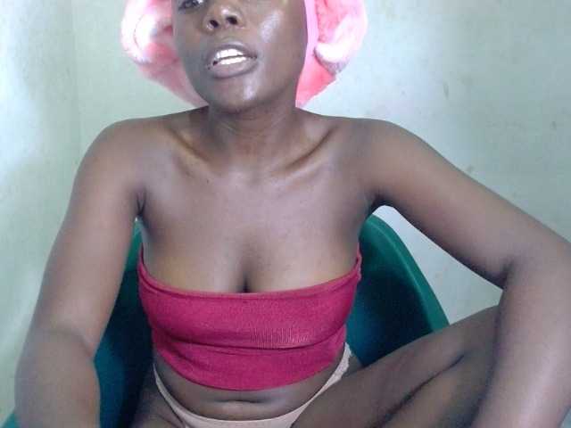 Beachxgirl live webcam show