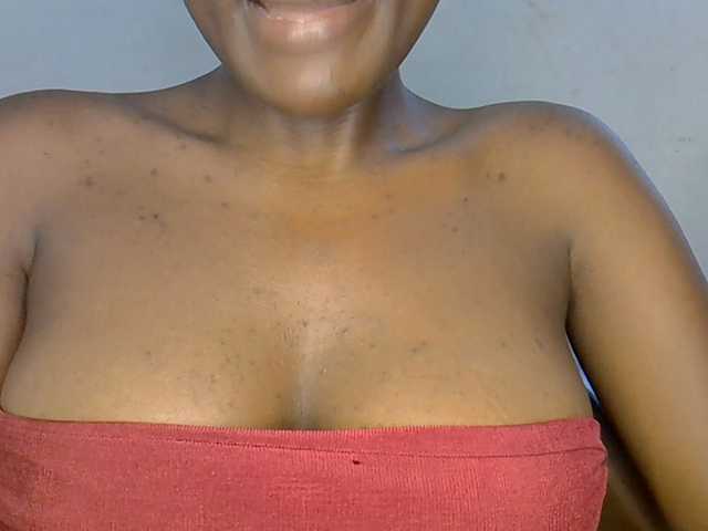 Beachxgirl live cam on BongaCams