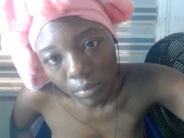 Beachxgirl live cam on BongaCams