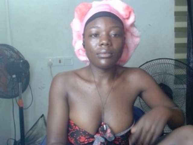 Beachxgirl live webcam show
