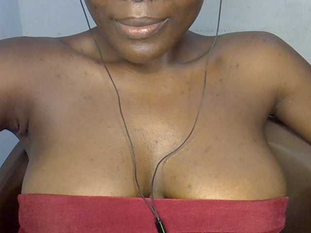 Beachxgirl live cam on BongaCams