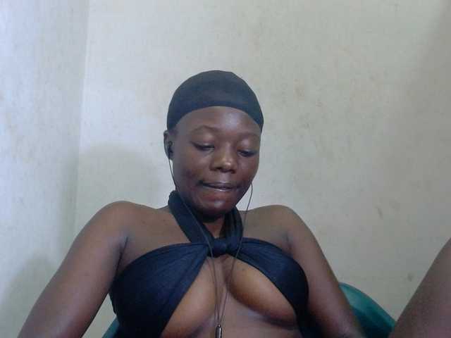 Beachxgirl live cam on BongaCams