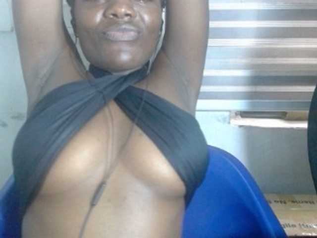 Beachxgirl live cam on BongaCams