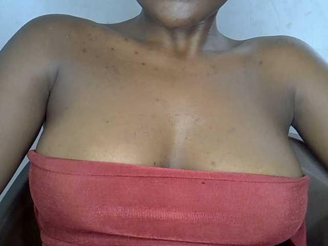 Beachxgirl live cam on BongaCams