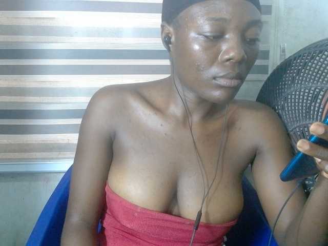 Beachxgirl live webcam show