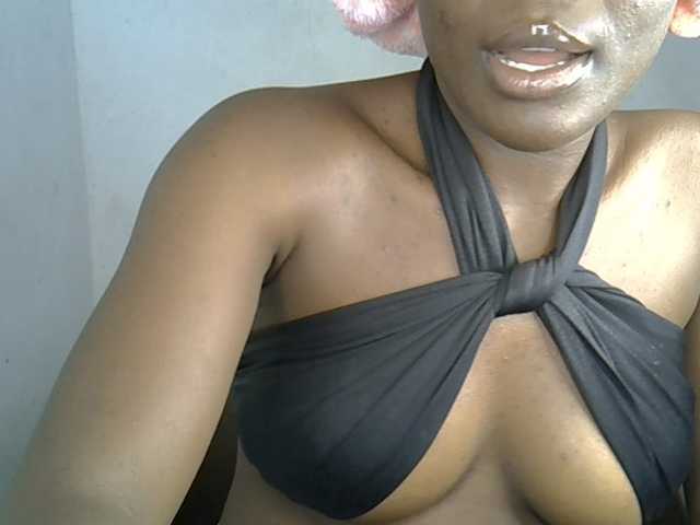 Beachxgirl live cam on BongaCams