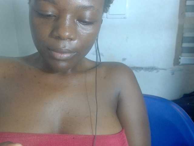 Beachxgirl live cam on BongaCams