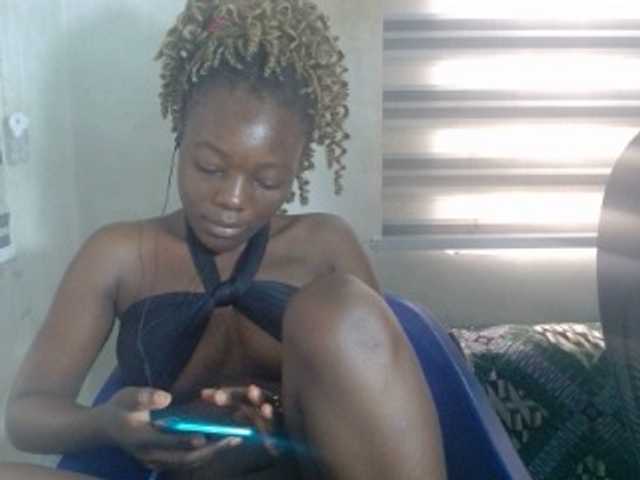 Beachxgirl live cam on BongaCams