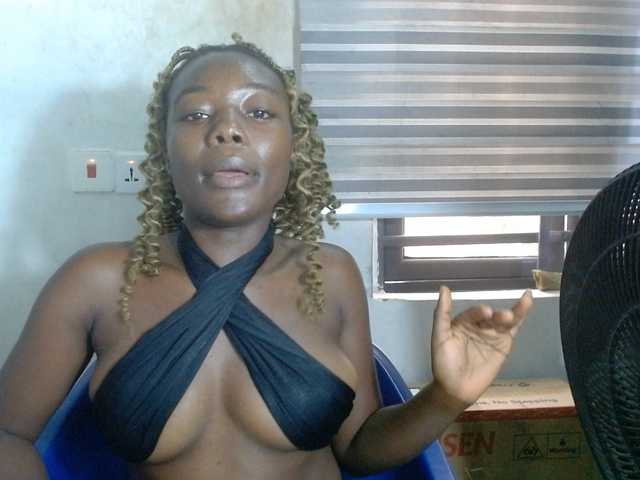 Beachxgirl live cam on BongaCams