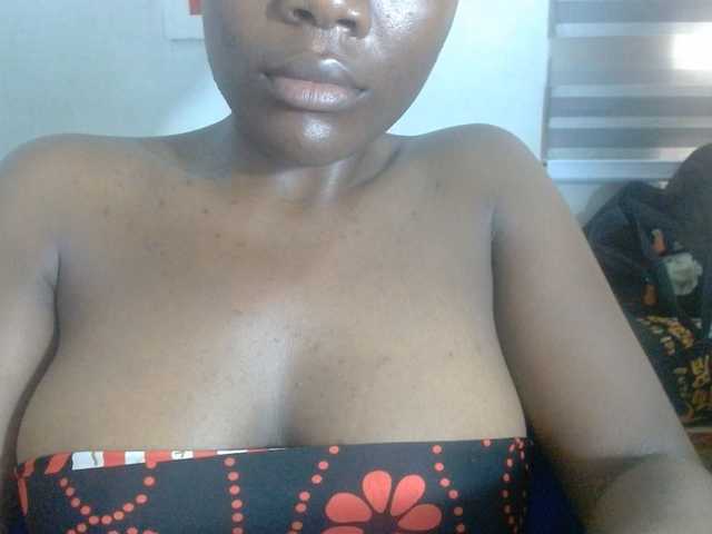 Beachxgirl live cam on BongaCams