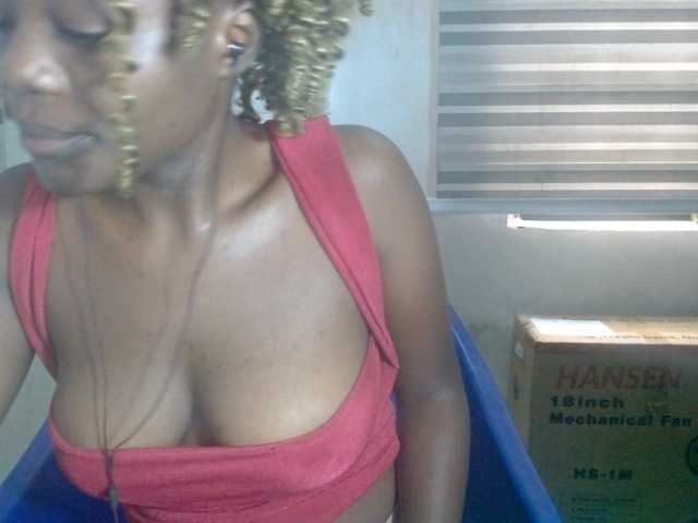 Beachxgirl live cam on BongaCams