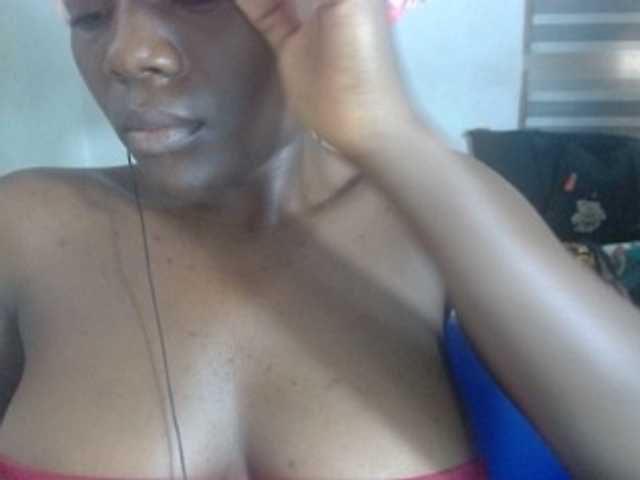 Beachxgirl live cam on BongaCams