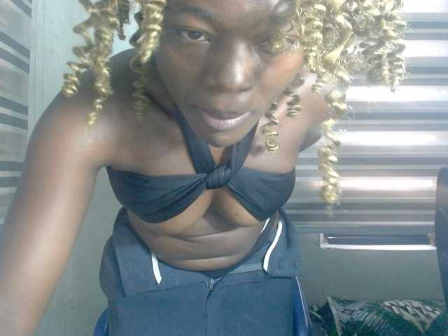 Beachxgirl live cam on BongaCams