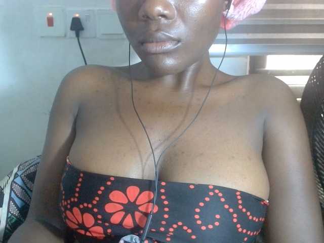 Beachxgirl live cam on BongaCams