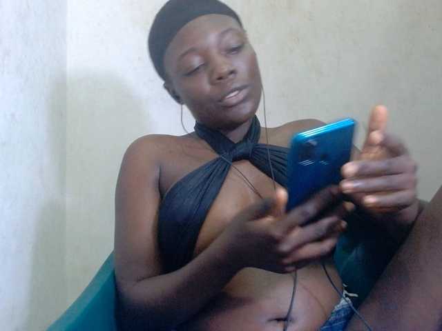 Beachxgirl live webcam show