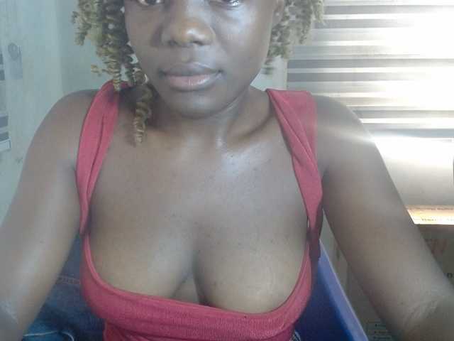 Beachxgirl live cam on BongaCams