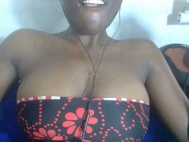 Beachxgirl live cam on BongaCams