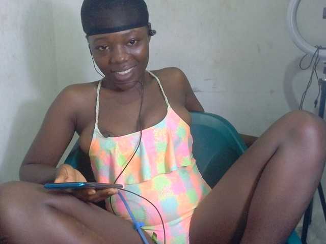 Beachxgirl live cam on BongaCams