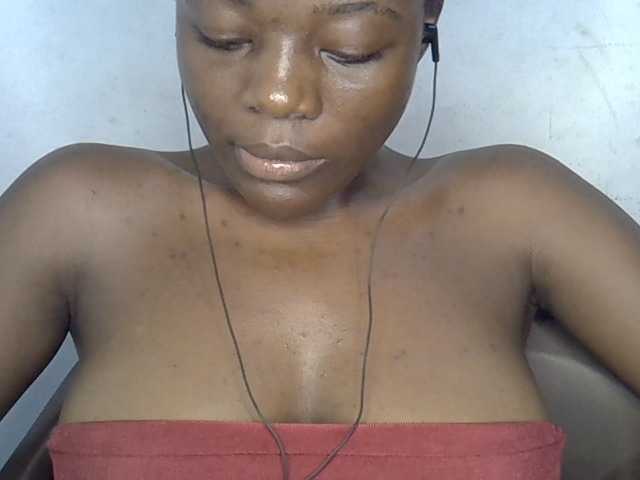 Beachxgirl live cam on BongaCams