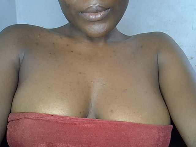 Beachxgirl live cam on BongaCams