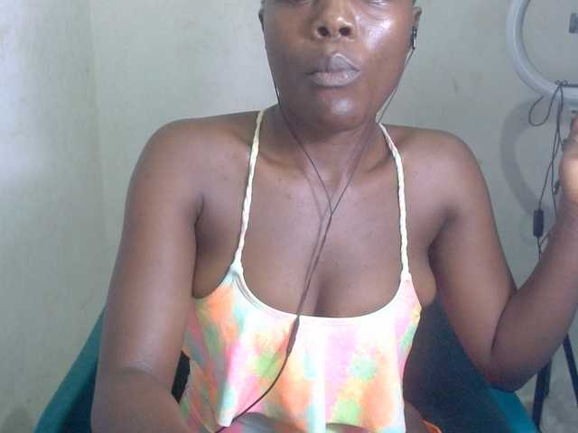Beachxgirl live webcam show